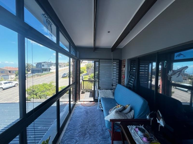 4 Bedroom Property for Sale in Dana Bay Western Cape